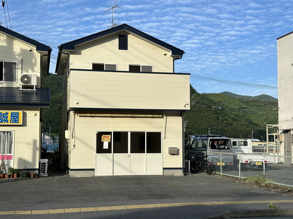 地ノ森貸店舗兼住居